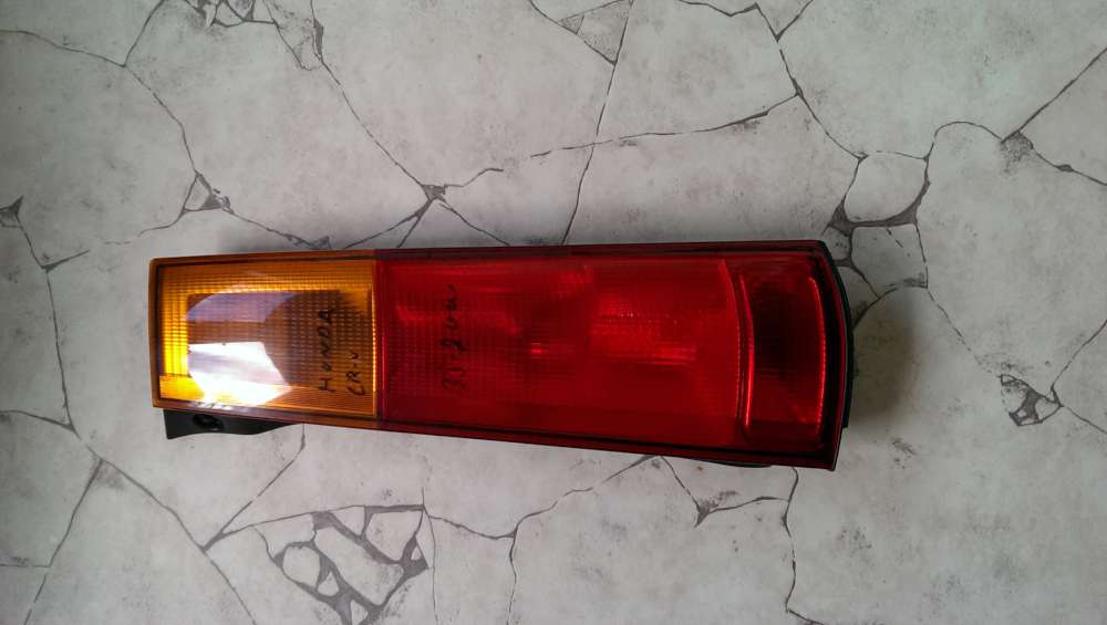 Rücklicht komplet Honda CR-V Bj 2000 mit Glühlampen und Sockel rechts hintern.