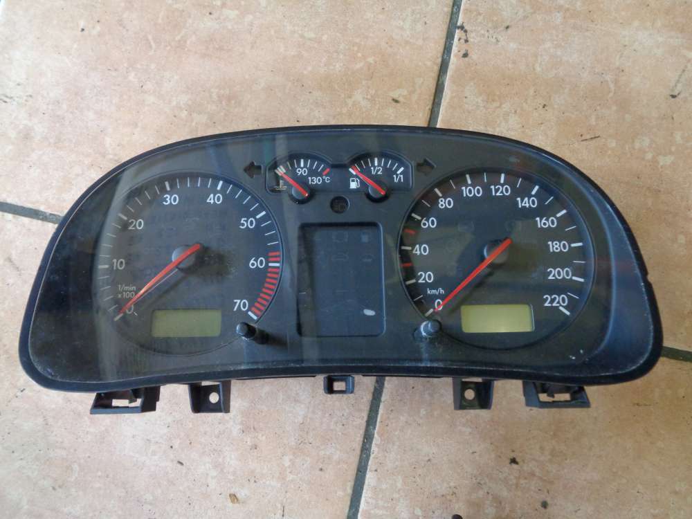 VW Golf 4 Kombiinstrument Tacho 160000 KM 1J0920801
