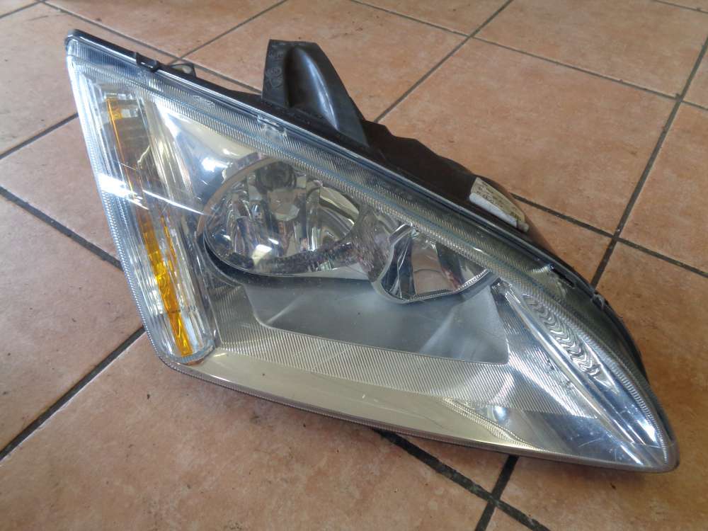 Ford Focus II Scheinwerfer Frontscheinwerfer Rechts 4M51-13W029-AD
