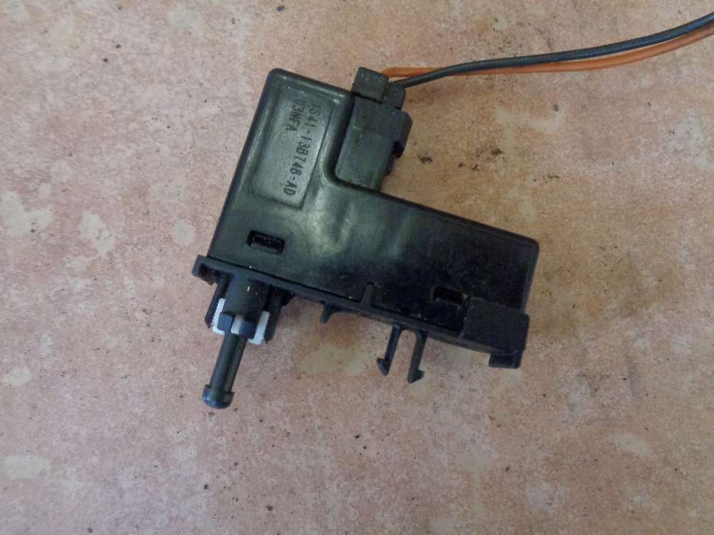 Ford Focus DA3 Bj:06 Schalter mit Lampa 1S41-138748