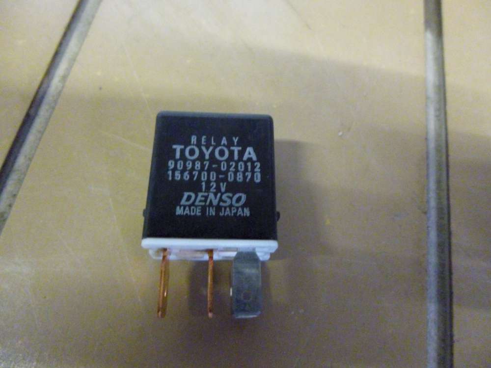 Relais TOYOTA 9098702012  1567008070