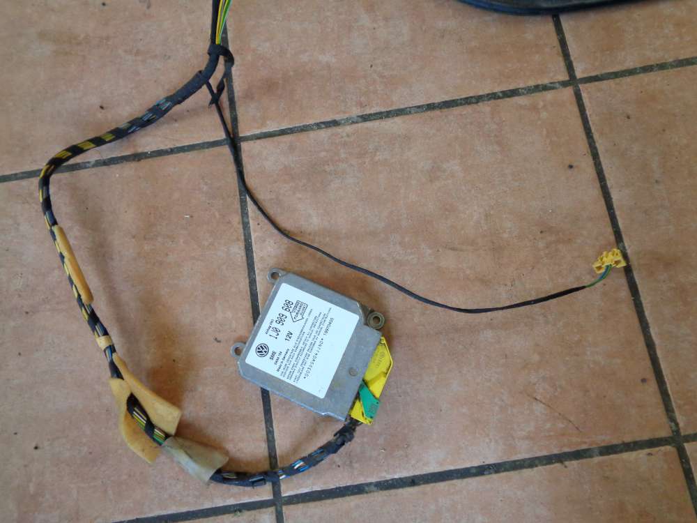 VW Golf 3 Ab:1992-1998 Airbag Steuergerät 1J0909608
