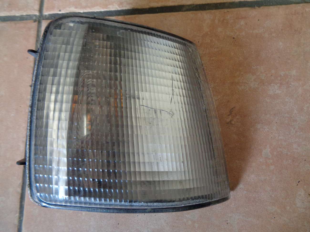VW Passat 35i Blinker Blinkleuchte Blinklicht vorne rechts 357953050A