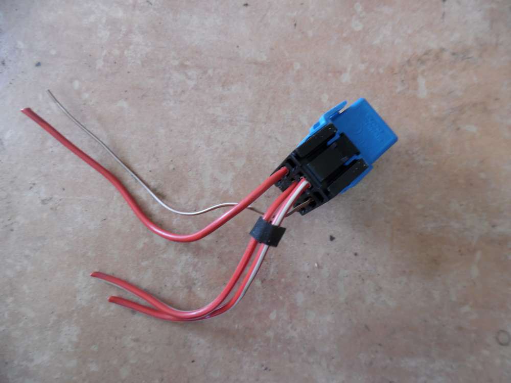 BMW 318i E46 Relais 8364581