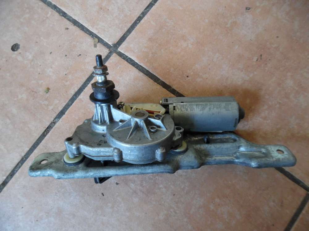 VW Golf III Scheibenwischermotor Hinten 1H6955713A
