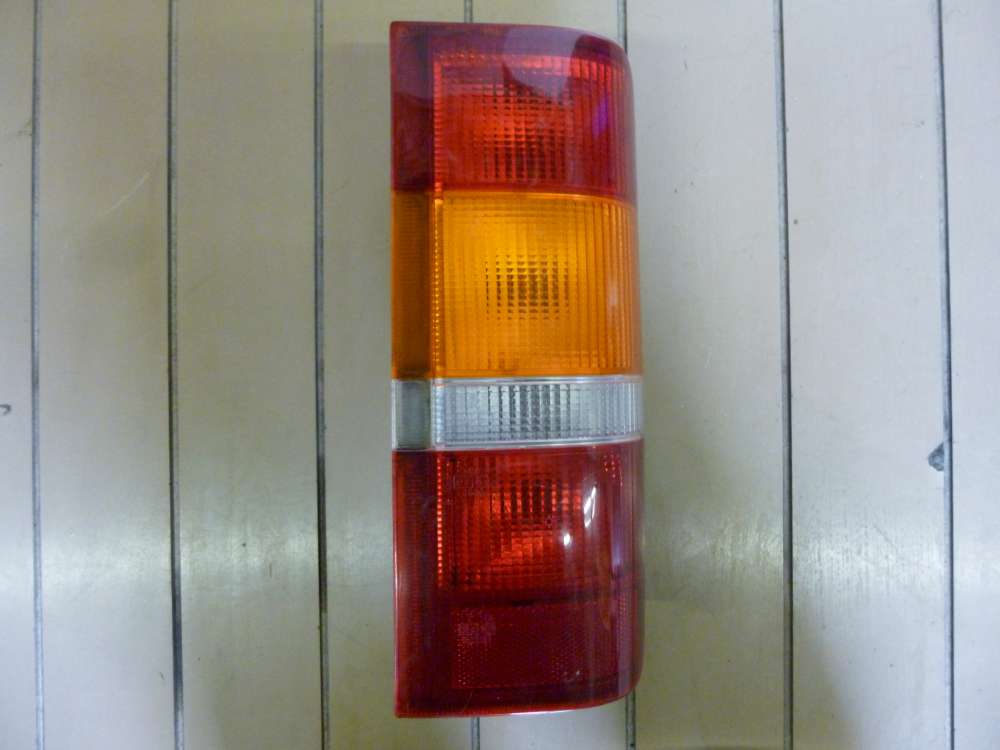 Ford Fiesta Courier J3S J5S Rücklicht Rechts YBYX-13434