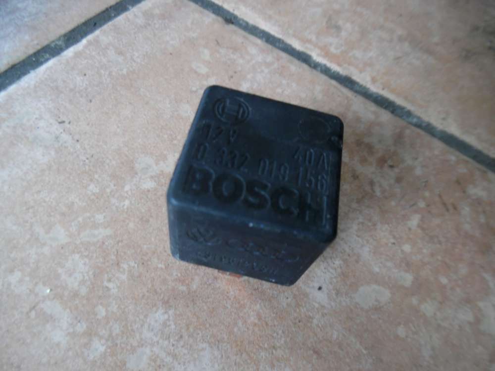 Porsche 911 Relais schwarz Bosch 12V 40A 0332019156