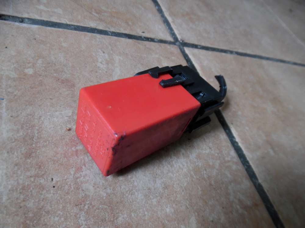 SMART Fortwo Relais Scheibenwischer mit Stecker Rot 0004919V001