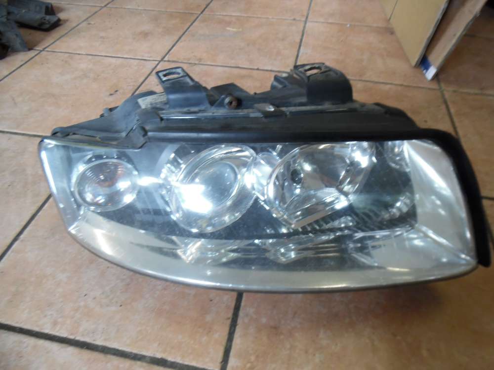 Audi A4 8E Scheinwerfer Frontscheinwerfer Rechts Valeo 8E0941004F