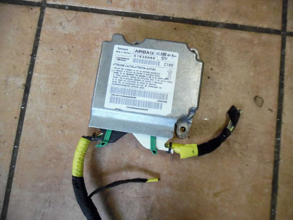 Fiat Punto 199 Airbagsteuergerät 51838066