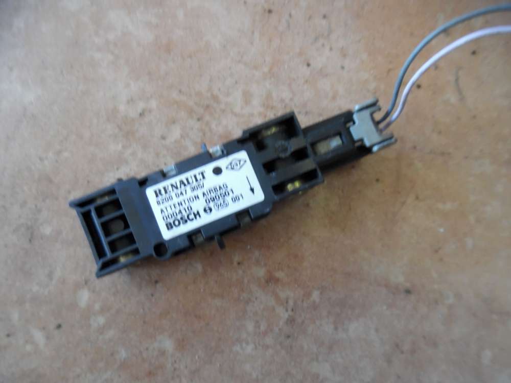 Renault Clio II Airbagsensor Crashsensor 8200047305
