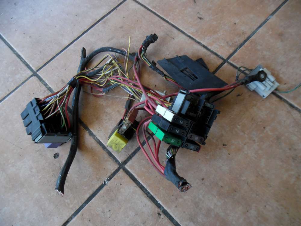 Renault Clio II Sicherungskasten Relaisbox