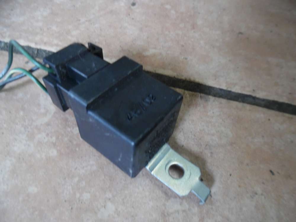 Opel Agila A Relay 09207991 38610-83E0