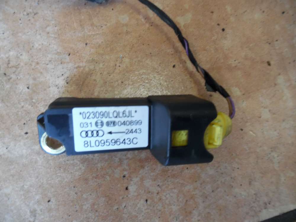 Audi A3 8L Crashsensor Airbagsensor Sensor 8L0959643C