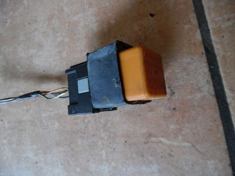 Opel Agila A Relay mit Stecker 09185826