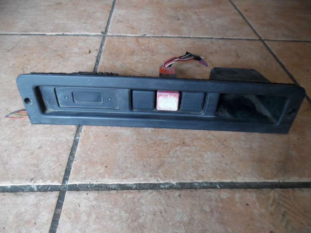 Fiat Ducato Bus Warnblinkschalter mit Digitaluhr 1815283800