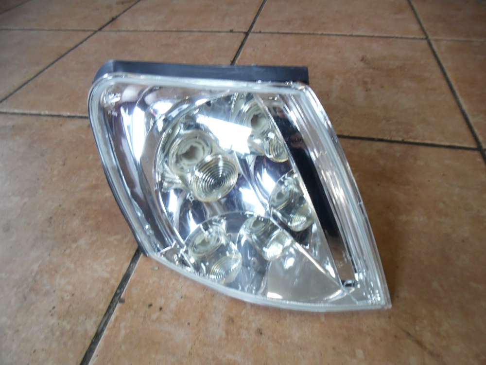 Mitsubishi Space Star Blinker Vorne Rechts 18-5413B