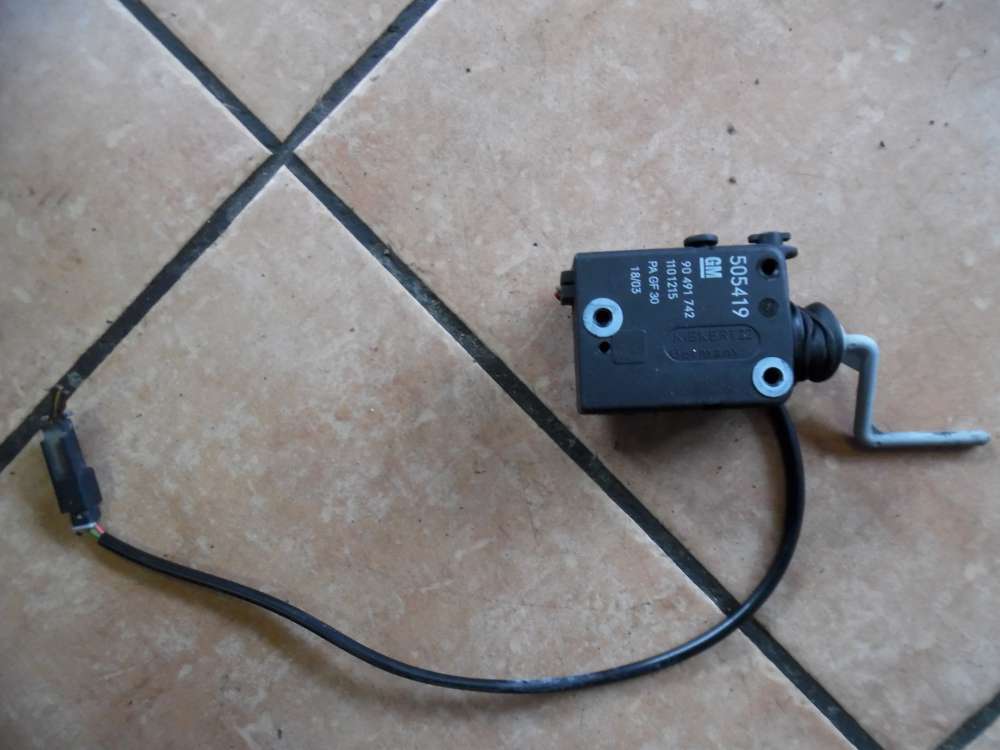 Opel Omega B ZV Verriegelung Stellmotor 90491742