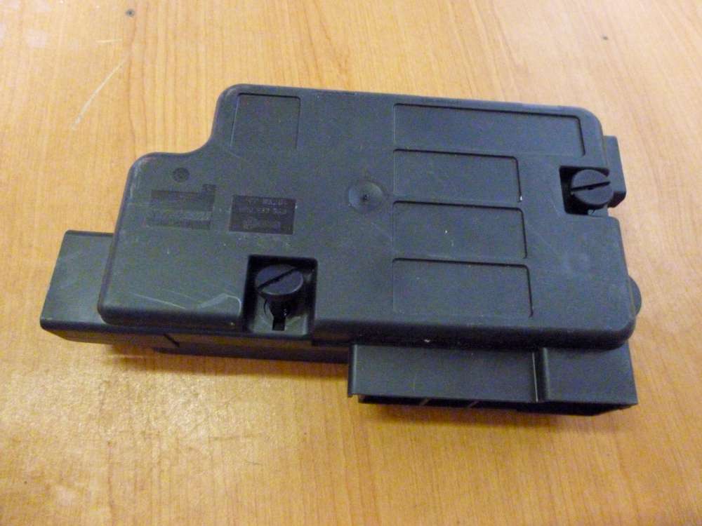 VW Audi Sicherungsträger 8P0937548