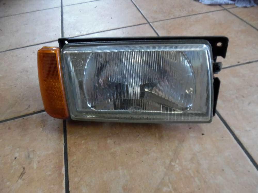 VW Polo Coupe 86C Scheinwerfer mit Blinker Rechts Hella 867953050