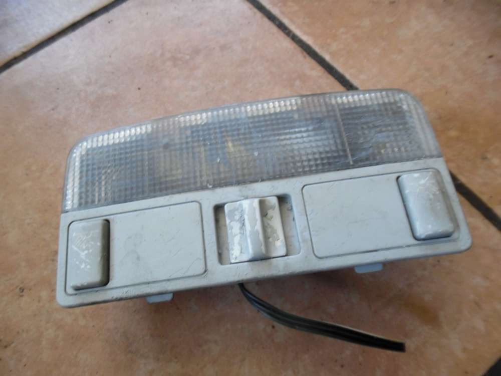 Audi A4 B5 Innenbeleuchtung Vorne 8D0947111