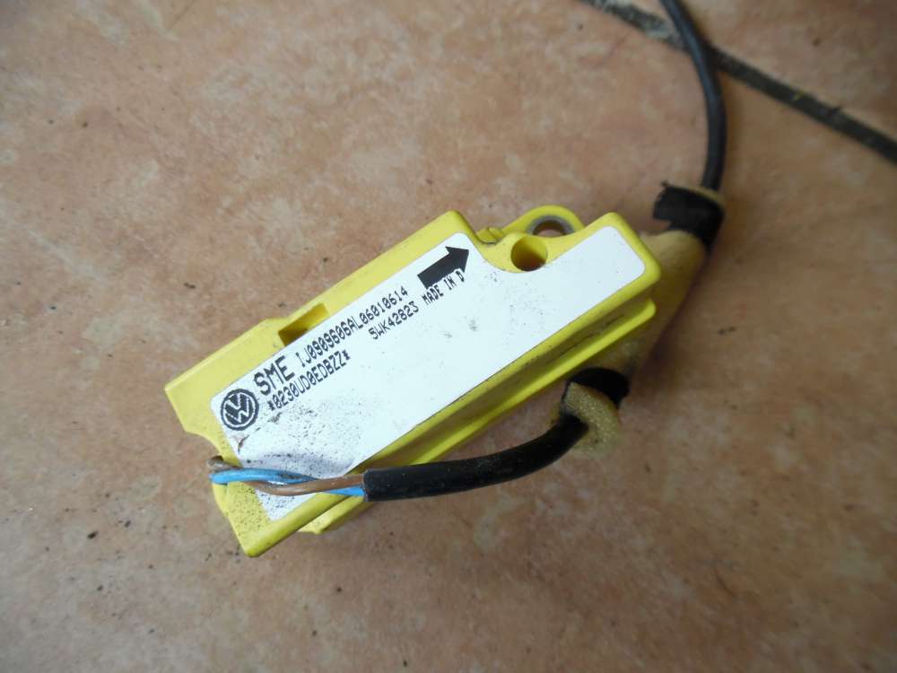 VW Golf III / IV Cabrio Crashsensor Aufprallsensor 1J0909606AL