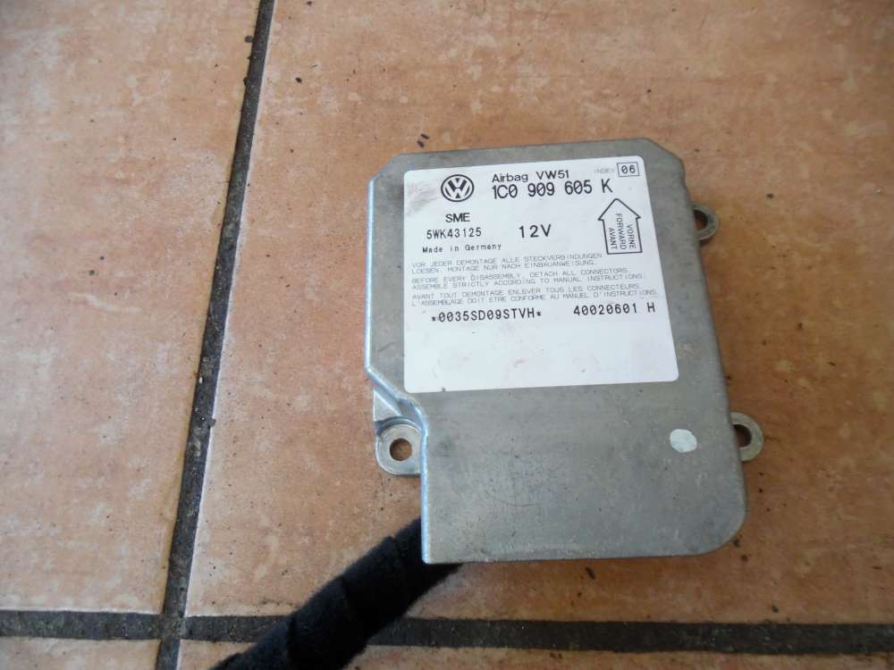 VW Polo 9N Airbagsteuergerät 1C0909605K