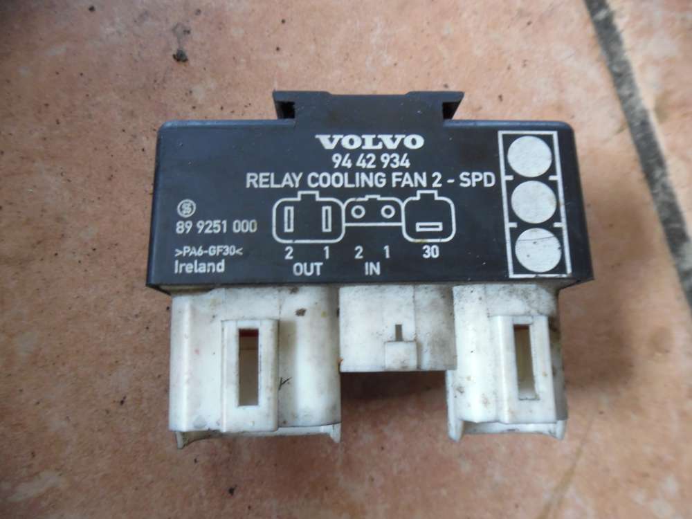 Volvo 850 Relais K?hlungsl?fter 9442934 1398845