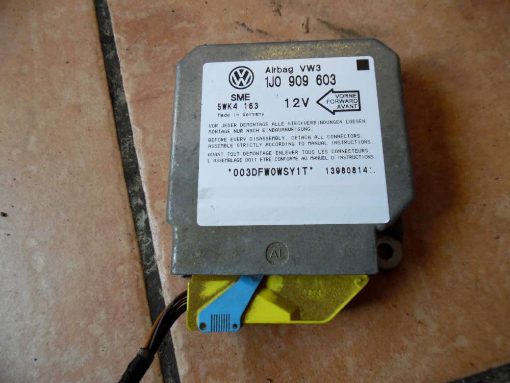 Skoda Octavia 1U Airbagsteuergerät Steuergerät 1J0909603