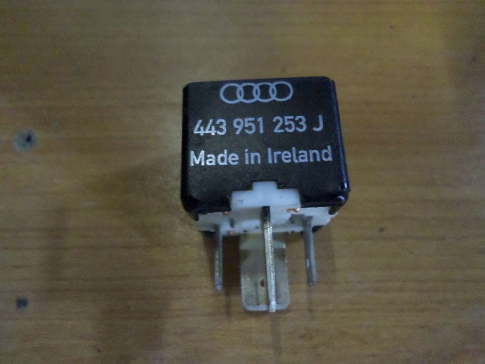 Audi A4 Relais 443 951 253 J