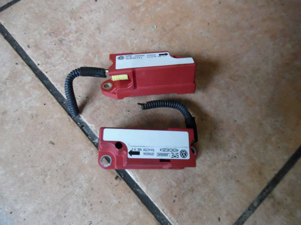 VW Golf IV Airbagsensor Crashsensor Sensor 1J0909606D