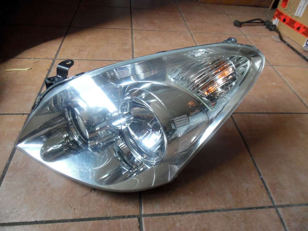 Toyota Corolla Verso Scheinwerfer Links