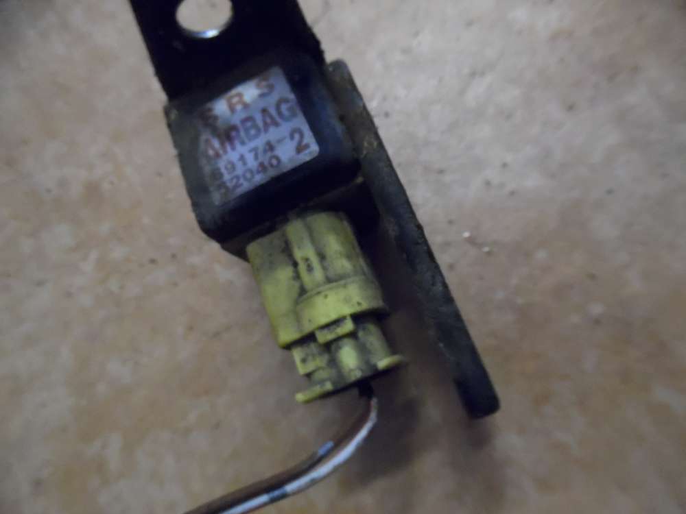 Toyota Yaris Verso P2 Airbagsensor Vorne Links 89174-52040