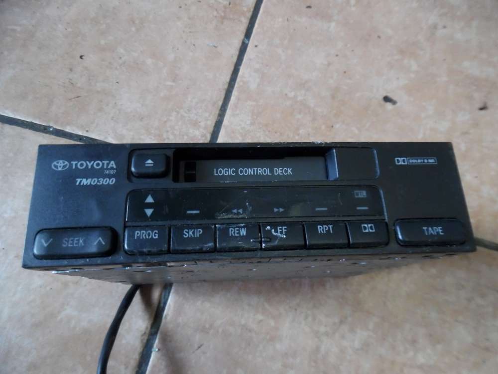 Toyota Yaris Verso P2 Radio Kassette 08690-00827