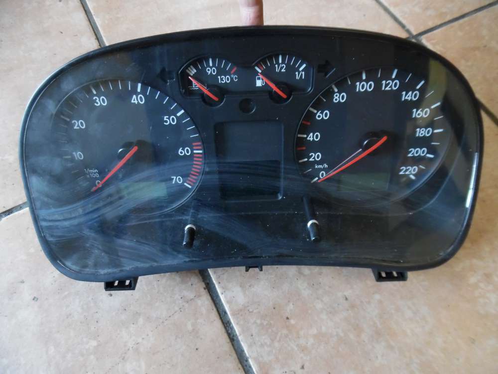 VW Golf IV Kombiinstrument Tacho 1J0920826