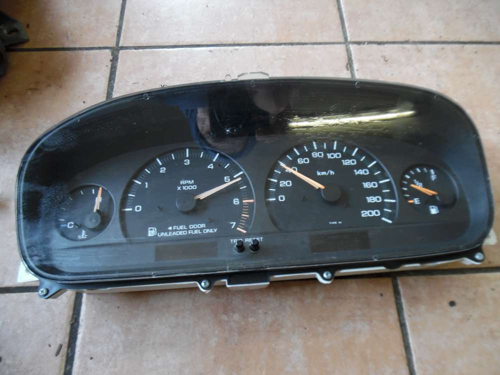 Chrysler Voyager III GS Tacho Kombiinstrument P04685622AB