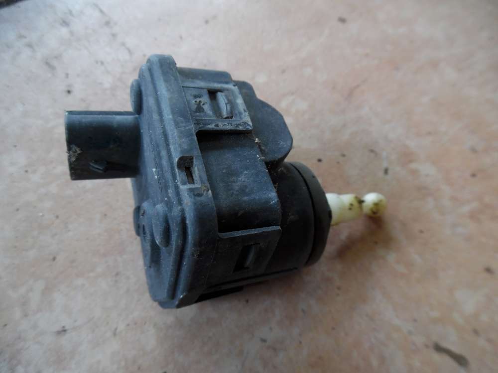 Opel Omega B Stellmotor LWR GM 90492832