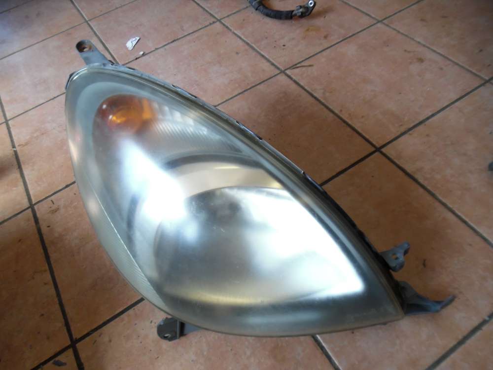 Toyota Yaris Verso Scheinwerfer Rechts