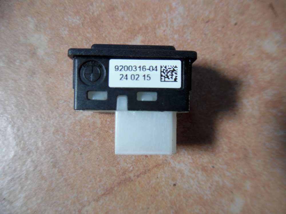 BMW 3 Gran Turismo F34 Schalter Gep?ckraumentriegelung 9200316