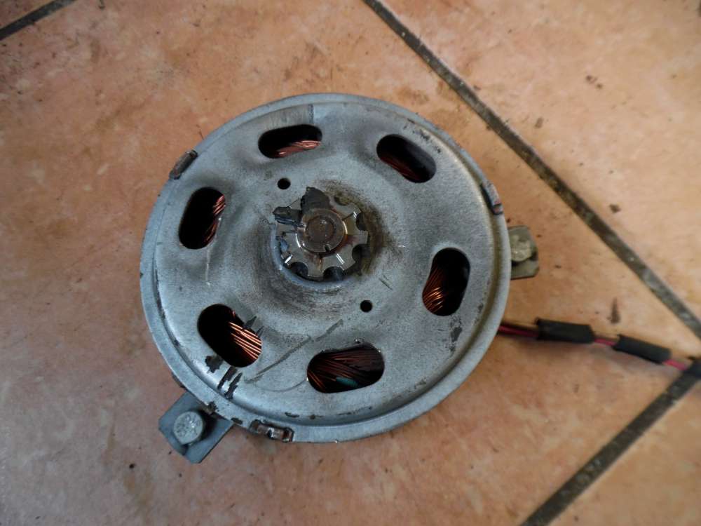 VW Audi A3 Lüftermotor Rechta 1K0959455R
