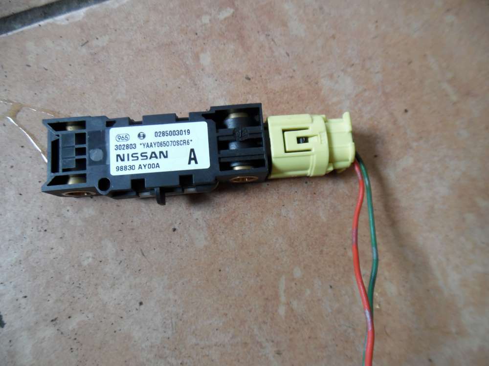 Nissan Micra K12 Airbagsensor Sensor 98830-AY00A