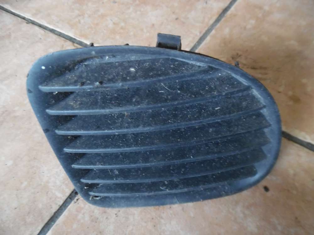 Toyota Yaris Verso Nebelscheinwerfer Abdeckung 52437-52010