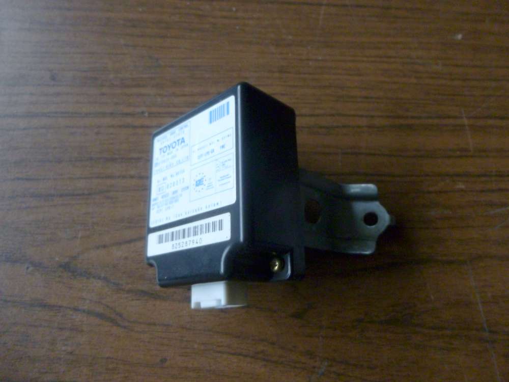 Toyota Yaris Verso Steuergerät ZV Fernbedienung 8974152020