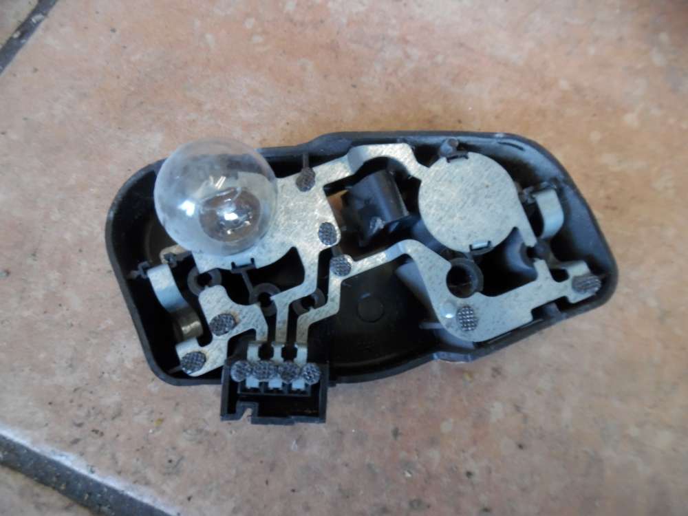 BMW E46 3er Lampenträger Rücklicht innen Rechts 230570