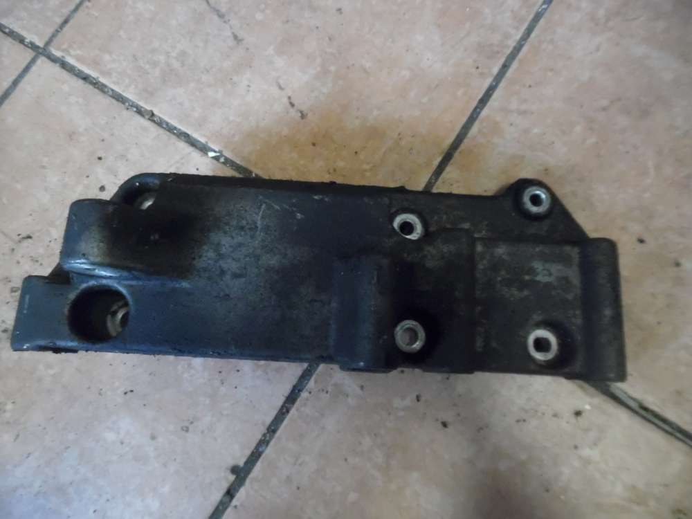 Volvo 850 2,5L Träger Aggregateträger 1397738