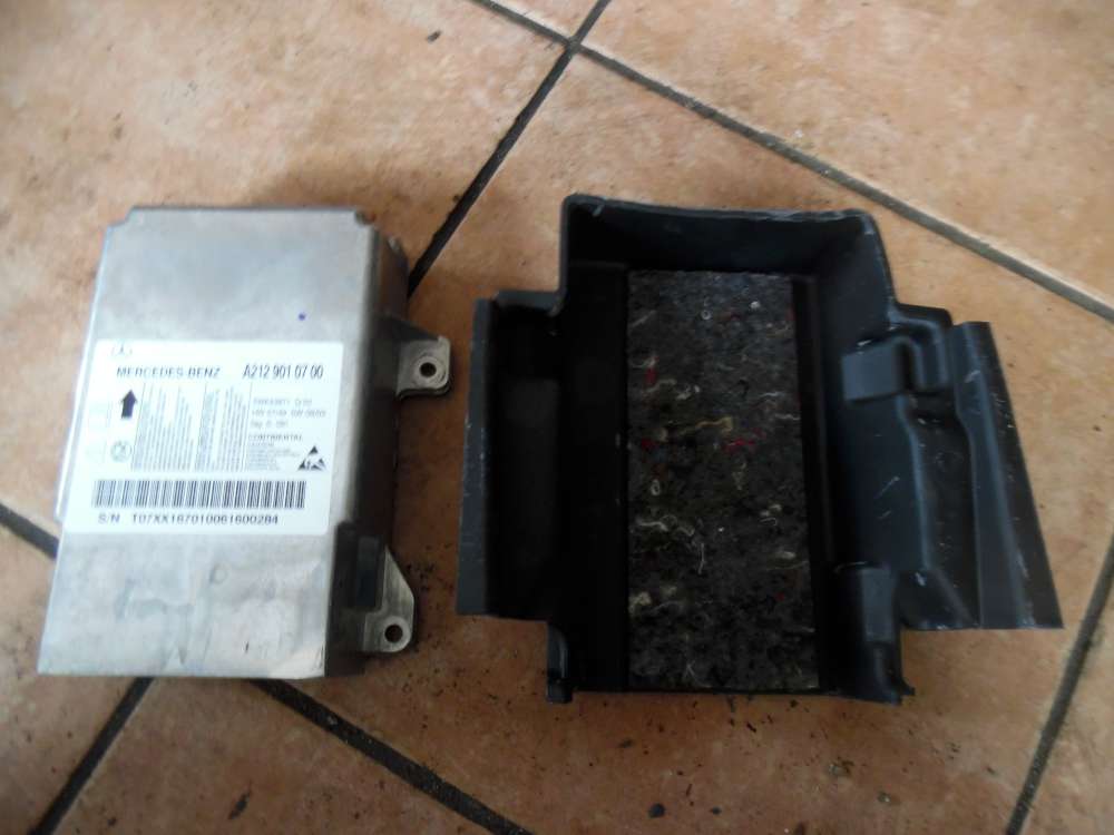 Mercedes-Benz E-Klasse W212 Airbagsteuergerät A2129010700
