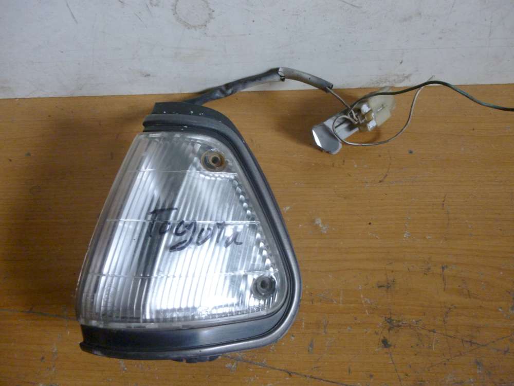 Toyota Starlet Standleuchte Standlicht Blinkleuchte Blinker links