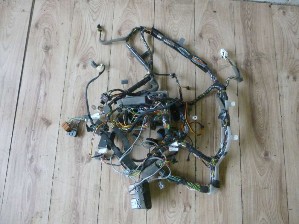 Ford Focus I MK1 Sicherungskasten Kabelbaum 1M5T-14401 / 98AG-14K150-AF