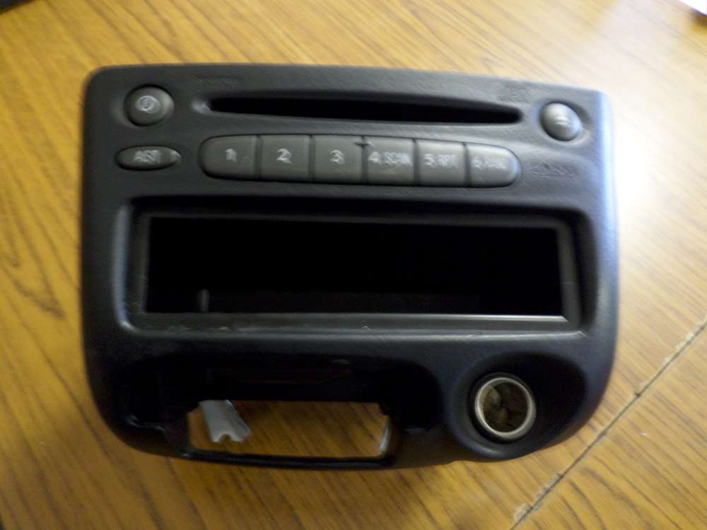 Toyota Yaris Verso Radio CD Spieler Player Autoradio Stereo 86120-52030