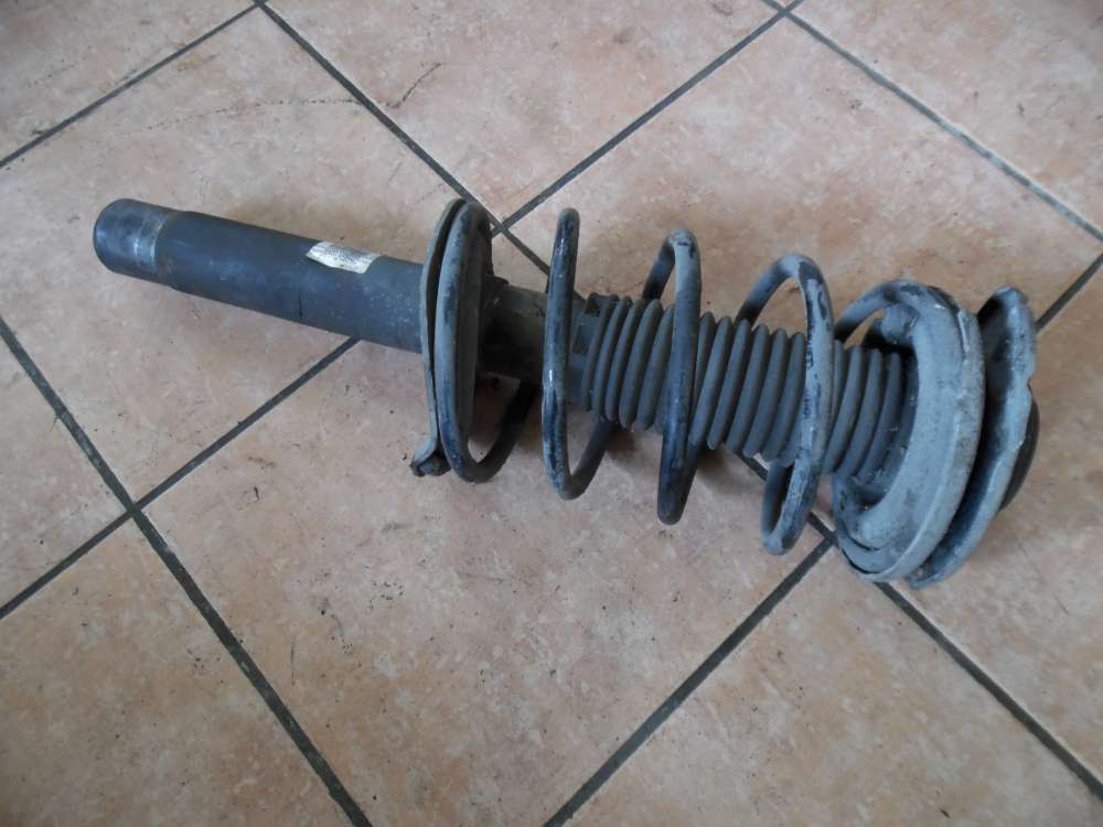 Peugeot 307 RHR Bj:2004 Federbein Sto?d?mpfer Vorn Links